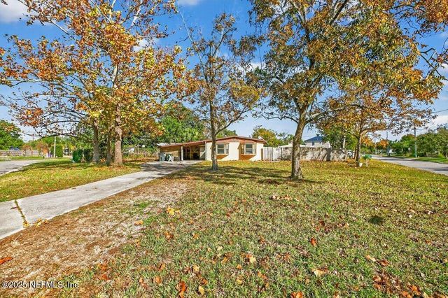 885 BONITA Road, Atlantic Beach, FL 32233