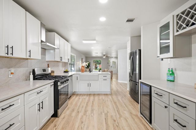 2511 Claudia DR, Leander, TX 78641