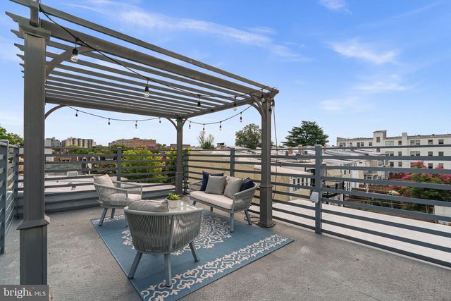 1308 SHEPHERD ST NW, Washington, DC 20011