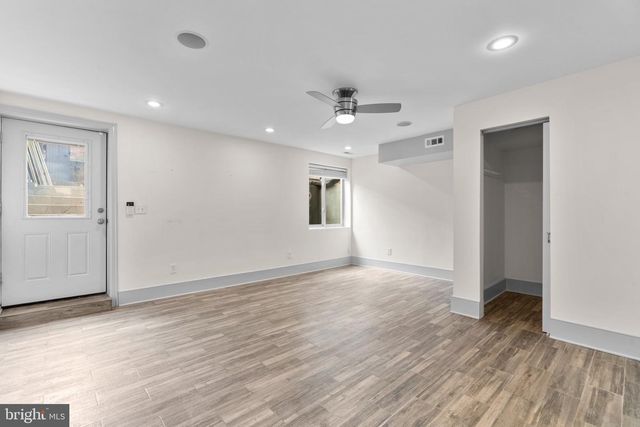 1308 SHEPHERD ST NW, Washington, DC 20011