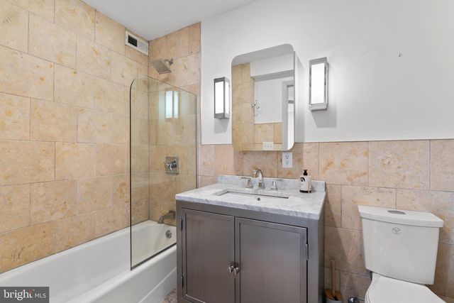 1308 SHEPHERD ST NW, Washington, DC 20011