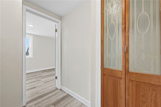 327 Maple Dr, Neshannock Twp, PA 16105