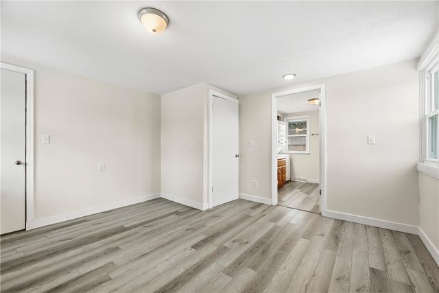 327 Maple Dr, Neshannock Twp, PA 16105