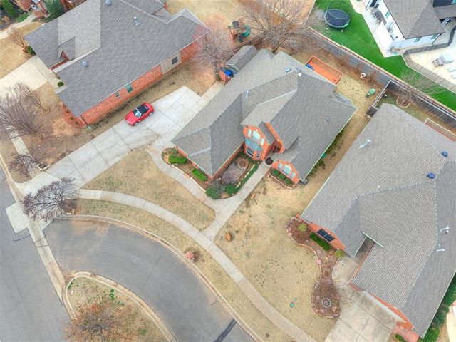 3100 Pine Hill Road, Norman, OK 73072