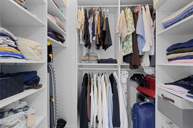 20191 E Country Club Dr 2202, Aventura, FL 33180