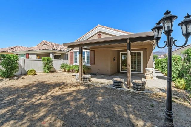 977 Blackhawk Dr, Beaumont, CA 92223
