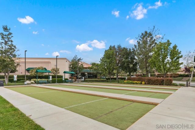 977 Blackhawk Dr, Beaumont, CA 92223