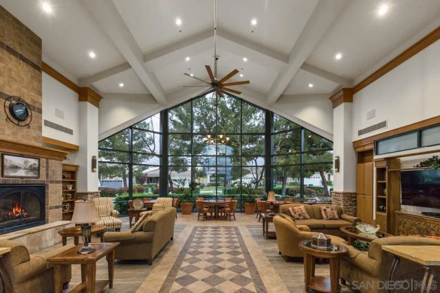 977 Blackhawk Dr, Beaumont, CA 92223