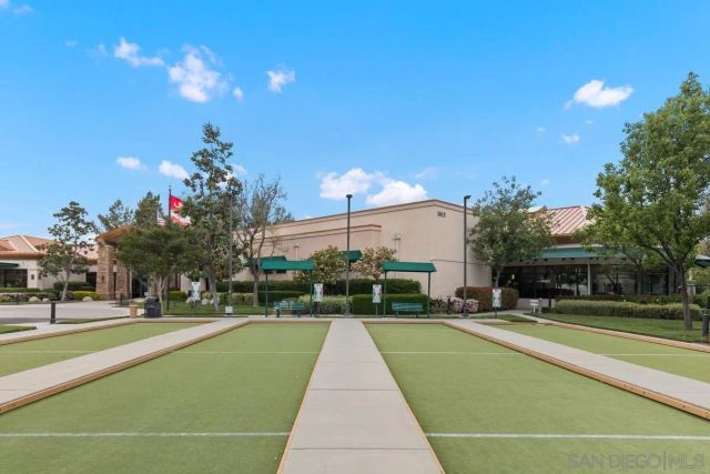 977 Blackhawk Dr, Beaumont, CA 92223