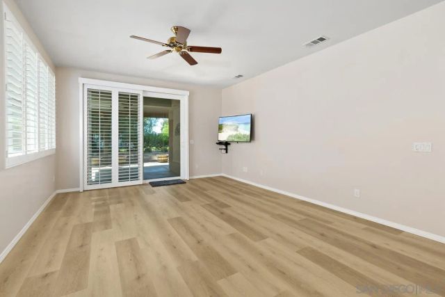 977 Blackhawk Dr, Beaumont, CA 92223