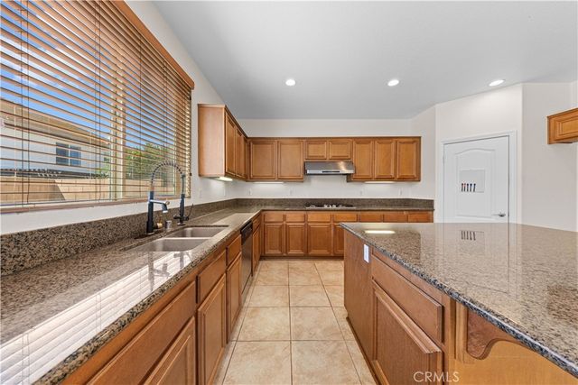 13763 Deerpath Circle, Eastvale, CA 92880