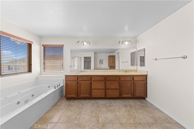 13763 Deerpath Circle, Eastvale, CA 92880