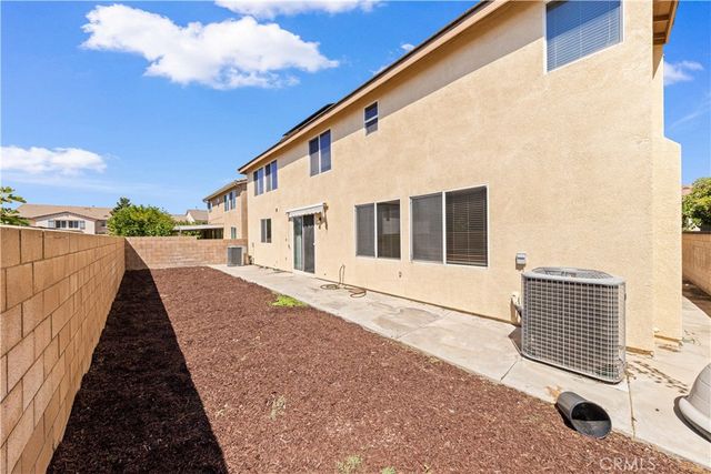 13763 Deerpath Circle, Eastvale, CA 92880