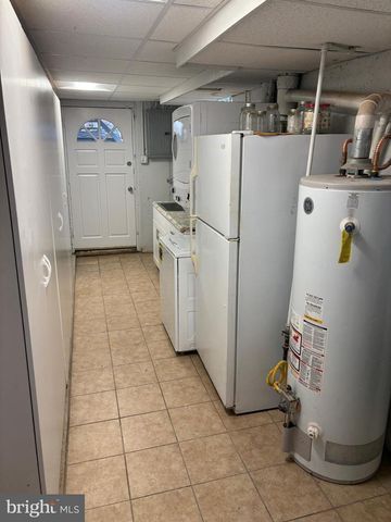 8428 VERREE RD, Philadelphia, PA 19111