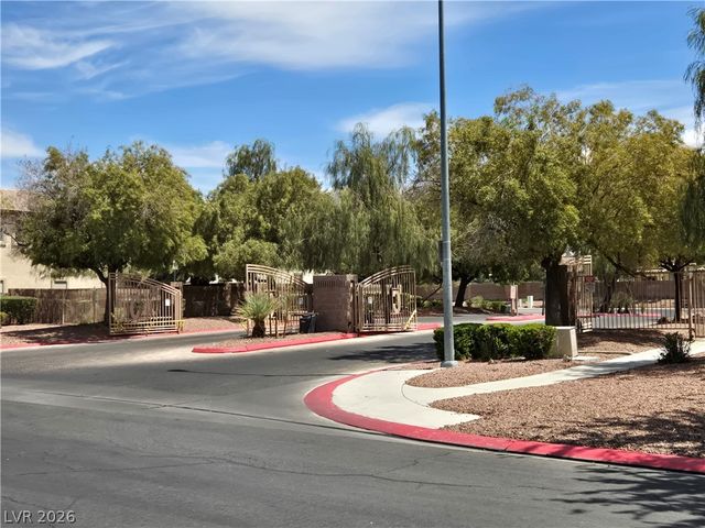 1035 Appaloosa Hills Avenue, North Las Vegas, NV 89081