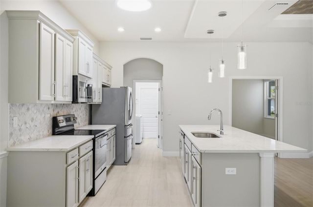 209 HAWTHORN AVENUE, Palm Coast, FL 32164