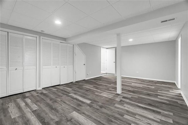 1504 NE Auburn Drive, Lee's Summit, MO 64086