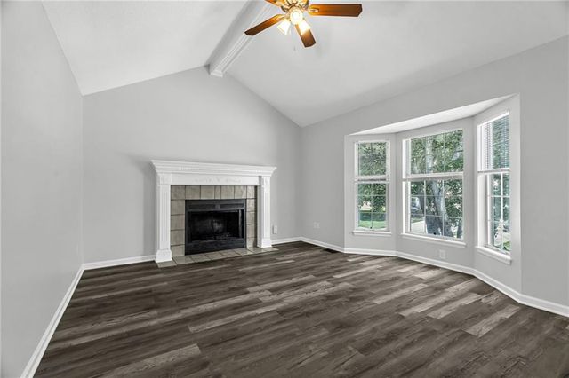1504 NE Auburn Drive, Lee's Summit, MO 64086