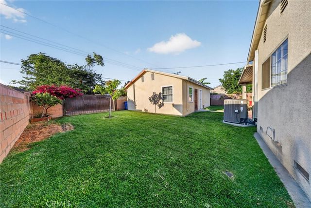 1695 James Place, Pomona, CA 91767