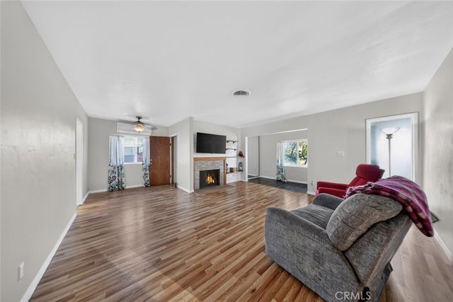 1695 James Place, Pomona, CA 91767