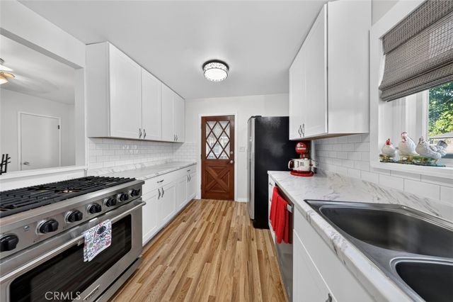 1695 James Place, Pomona, CA 91767