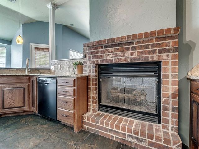 6800 NW 136th Place, Oklahoma City, OK 73142