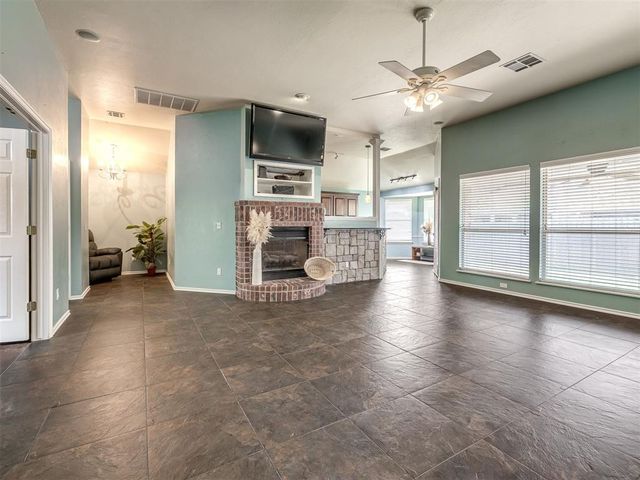 6800 NW 136th Place, Oklahoma City, OK 73142