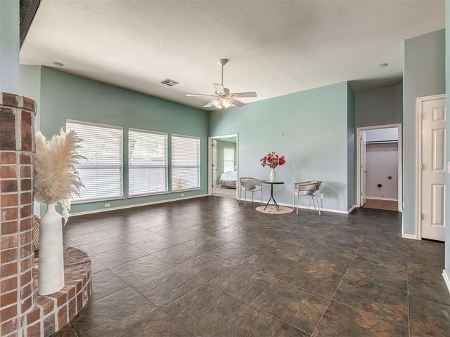 6800 NW 136th Place, Oklahoma City, OK 73142