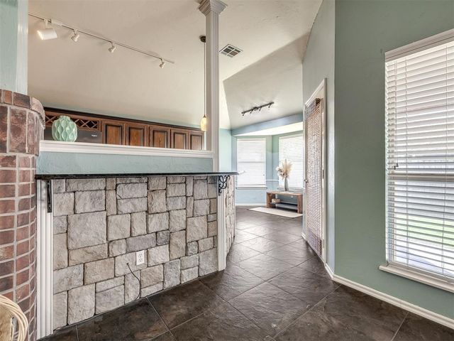 6800 NW 136th Place, Oklahoma City, OK 73142