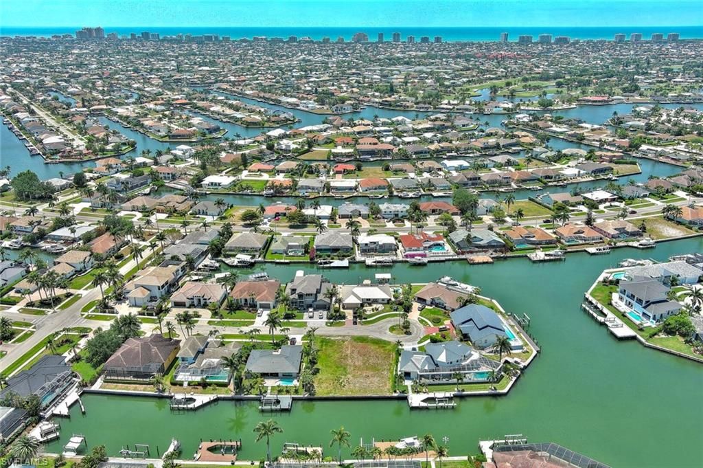 225 Geranium CT, MARCO ISLAND, FL 34145 — photo 5