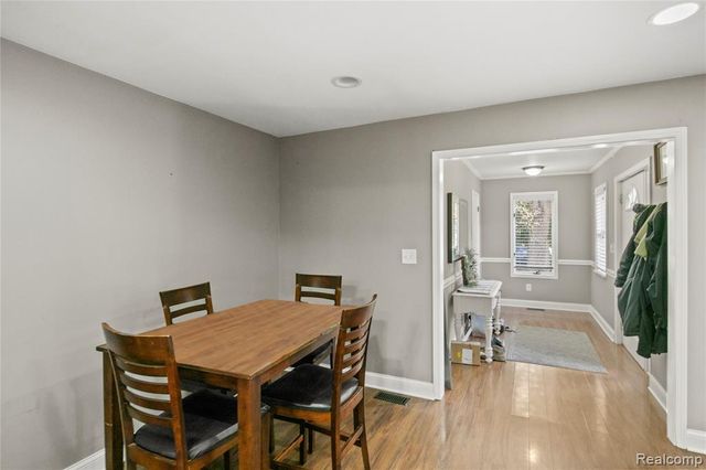 2124 Welch Road, Commerce Twp, MI 48390