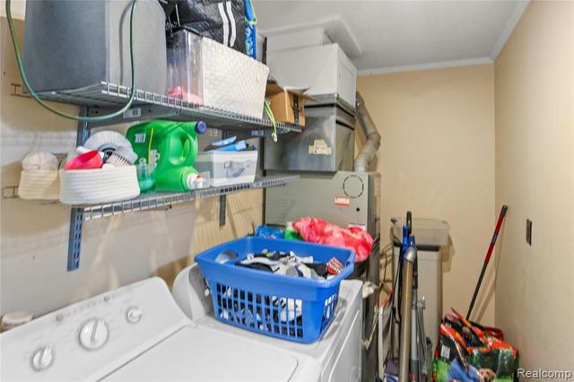 2124 Welch Road, Commerce Twp, MI 48390