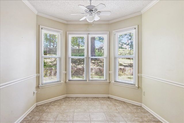 2174 CARROLLWOOD LN, Cordova, TN 38016