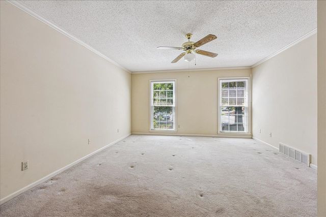 2174 CARROLLWOOD LN, Cordova, TN 38016