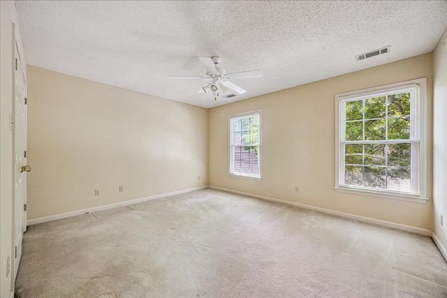 2174 CARROLLWOOD LN, Cordova, TN 38016