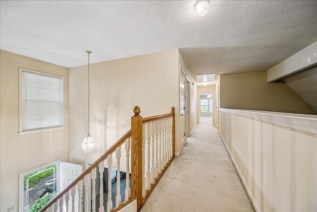 2174 CARROLLWOOD LN, Cordova, TN 38016