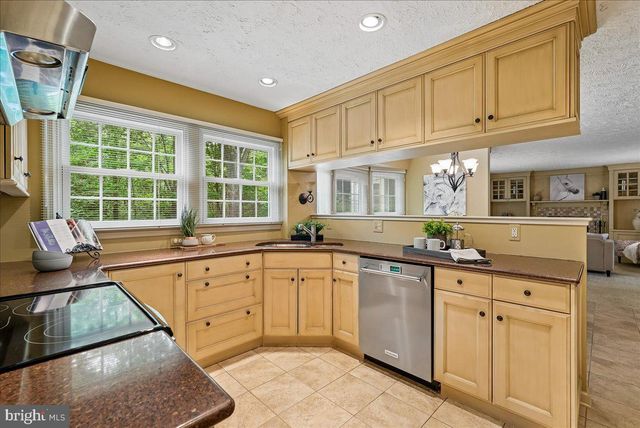 12651 THUNDER CHASE DR, Reston, VA 20191