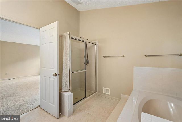 12651 THUNDER CHASE DR, Reston, VA 20191