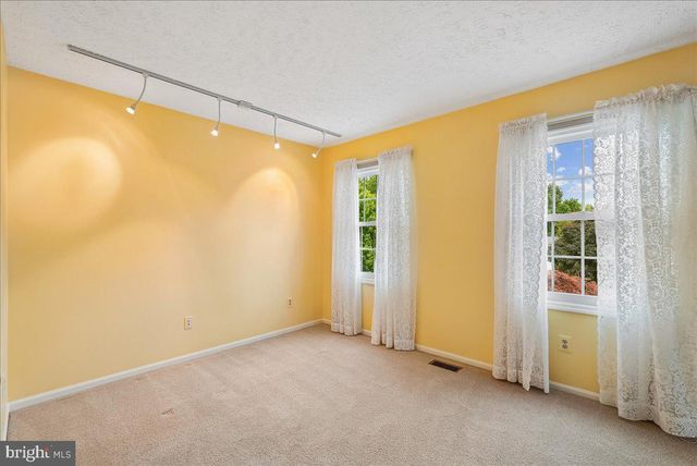 12651 THUNDER CHASE DR, Reston, VA 20191