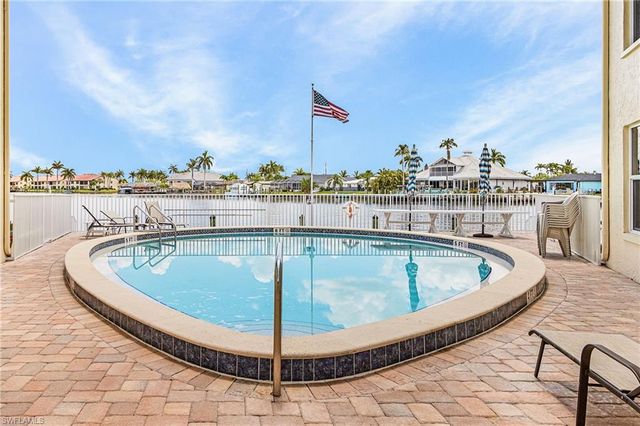 408 Tudor DR 1A, Cape Coral, FL 33904