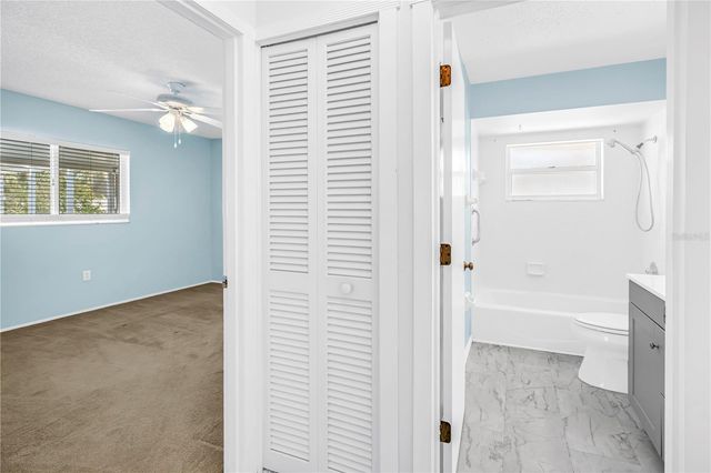 5771 TIMBERLAKE, Sarasota, FL 34243