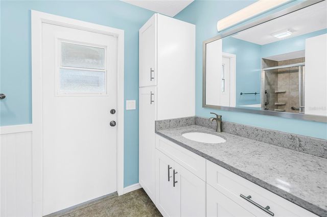 5771 TIMBERLAKE, Sarasota, FL 34243