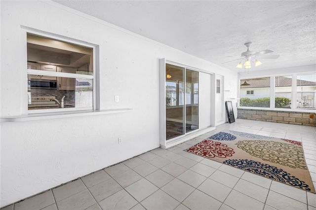 5771 TIMBERLAKE, Sarasota, FL 34243