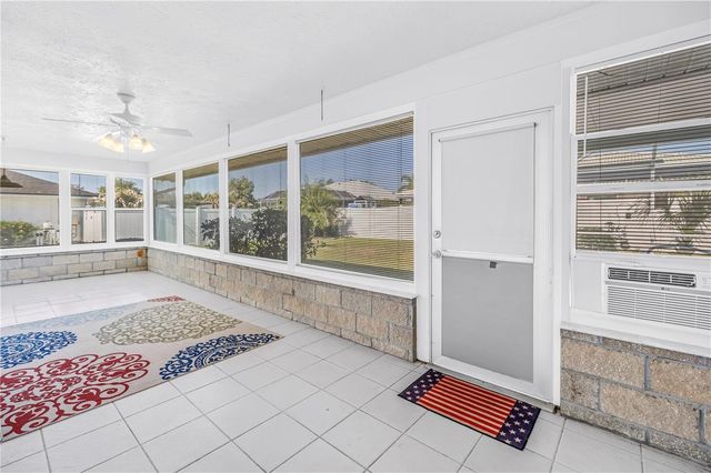 5771 TIMBERLAKE, Sarasota, FL 34243