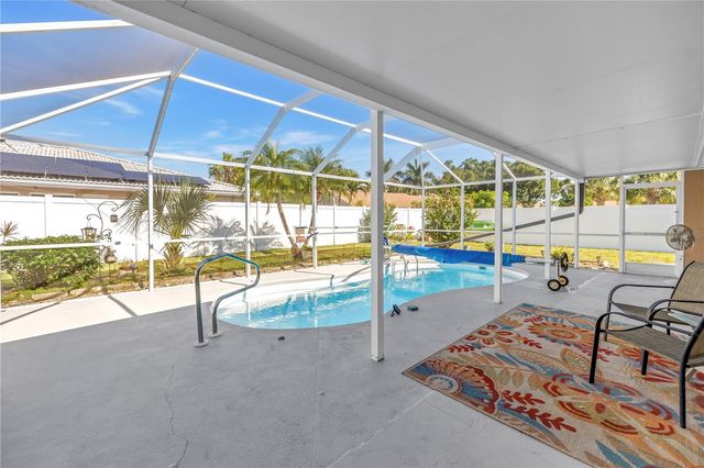 5771 TIMBERLAKE, Sarasota, FL 34243