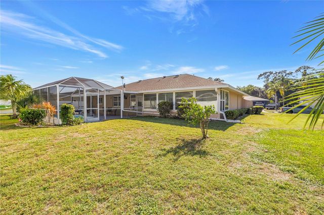 5771 TIMBERLAKE, Sarasota, FL 34243