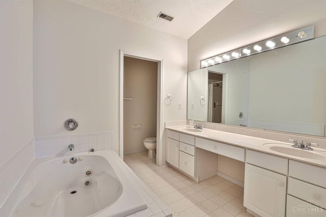 7899 Jessies Way, Fairfield Twp, OH 45011