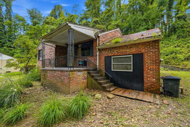 1409 Lookout Drive, Huntington, WV 25701