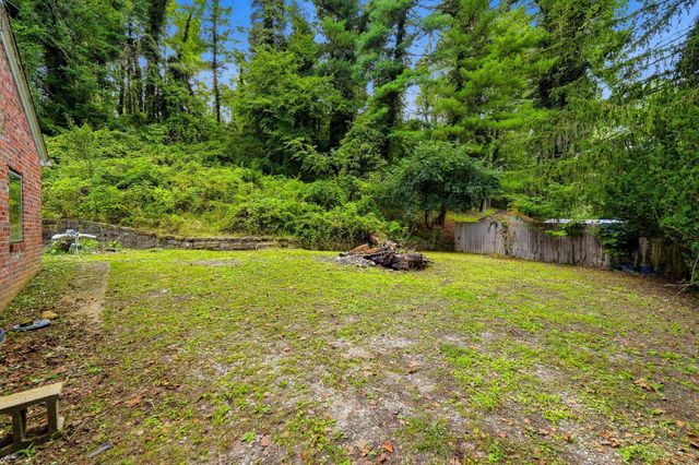 1409 Lookout Drive, Huntington, WV 25701