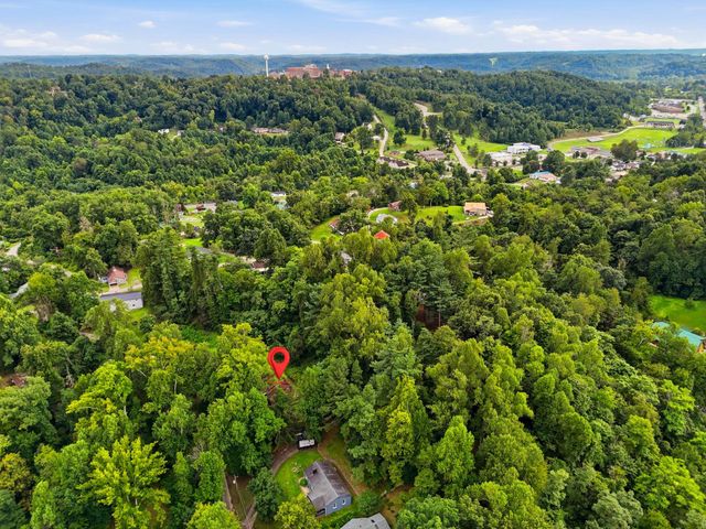 1409 Lookout Drive, Huntington, WV 25701